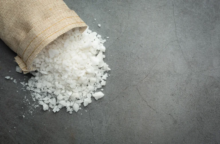 Aluminium Sulphate (Ferric) (Al₂(SO₄)₃)